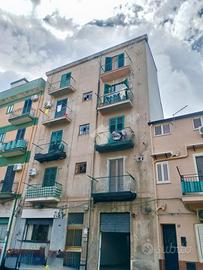 3 LOCALI A PALERMO