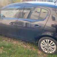 Opel Corsa 1.2 Benzina-GPL