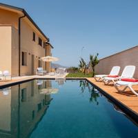 Elegante villa con piscina, sauna, palestra
