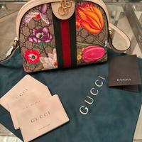 Gucci Ophidia con stampa Flora come nuova