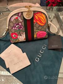 Gucci Ophidia con stampa Flora come nuova