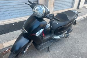 Scarabeo 300 s