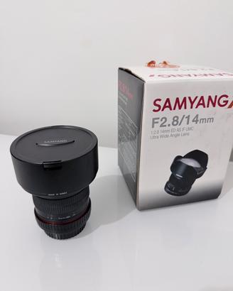 Samyang 14mm f/2.8 Canon EF