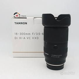 Tamron 18-300 f3.5-6.3 Di III-A VC VXD Fuji Usato