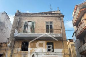Bagheria -appartamento su due livelli con terrazzo