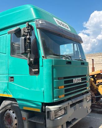 IvecoPianale  rampe idrauliche sponde in alluminio
