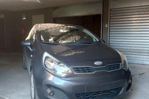 Kia rio 1.1 CRDI 75 cv