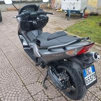 T-MAX 500 2008