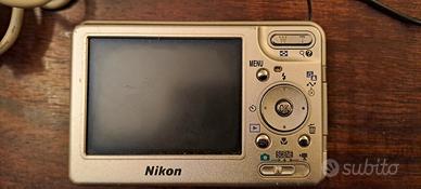 Nikon Coolpix 3S macchina fotografica digitale