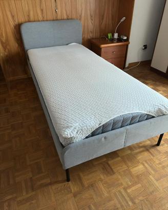 Letto singolo con materasso IKEA – ottime condizio