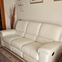 divano reclinabile in veranda pelle