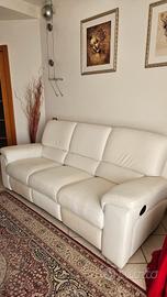 divano reclinabile in veranda pelle