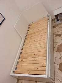 Ikea Flekke divano letto bianco con cassetti