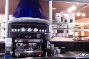 Bar in gestione anche con mura