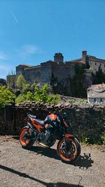 KTM DUKE 890 GP