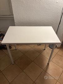 Scrivania bianca Ikea