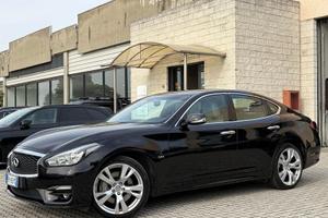 Infiniti Q70 2.2d Premium Executive auto E6