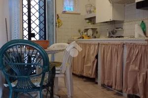 4 LOCALI A ROCCA SANTO STEFANO