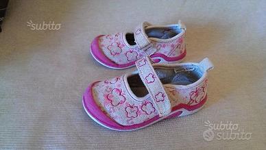 Scarpe rosa in tessuto impermeabile tg.22