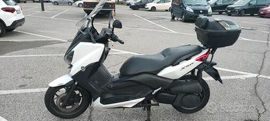 Yamaha Xmax 250 anno 2016