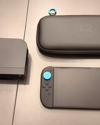 Nintendo Switch 2 + custodia  – pari al nuovo