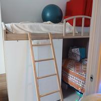 Armadio, letto a ponte e letto singolo cameretta