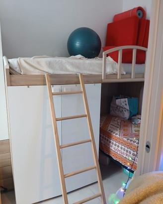 Armadio, letto a ponte e letto singolo cameretta