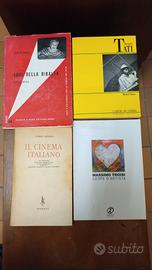 collezione di libri di cinema