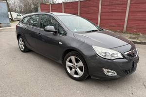 Opel astra 2012 (radiata per esportazione)