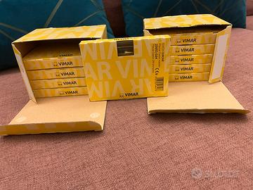 Placca Vimar di copertura prese color oro