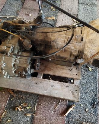cambio zf 4hp-22 e riduttore Land rover v8