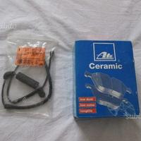 Kit pastiglie anteriori BMW serie 3 E46 + sensore