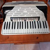 Fisarmonica ItalMelody 120 bassi 4/5
