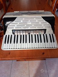 Fisarmonica ItalMelody 120 bassi 4/5