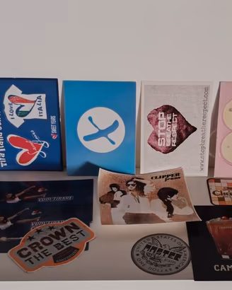 Lotto adesivi e cartoline vintage