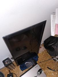 TV Samsung (No smart Tv) 32 pollici UE32D4000