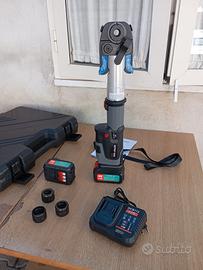 pinzatrice idraulica per multistrato 