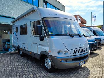 Hymer/eriba B 544: Motorhome con ampia dinette