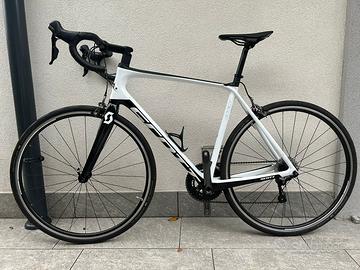 Bici da strada SCOTT Addict 30 del 2019