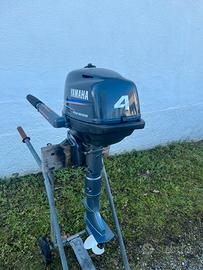 Motore fuoribordo Yamaha 4 cavalli 4 tempi usato