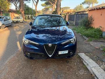 Alfa Romeo Stelvio 2.2 diesel - 210cv