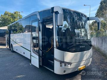 Autobus turistico Otokar Vectio