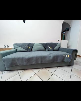 Divano letto matrimoniale
