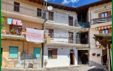 PORZIONE DI CASA INDIPENDENTE