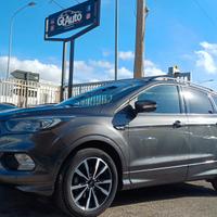 Ford Kuga 1.5 TDCI 120 CV S&S 2WD ST-Line