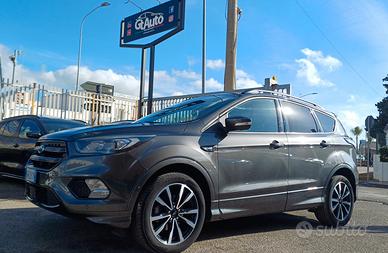 Ford Kuga 1.5 TDCI 120 CV S&S 2WD ST-Line