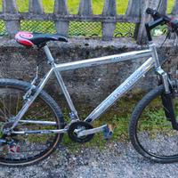 bicicletta Mountain bike  Shadow ruote da 26 