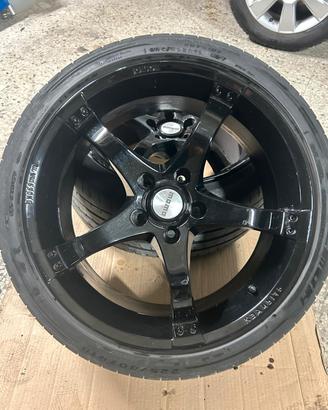 cerchi in lega Momo r18   5x112
