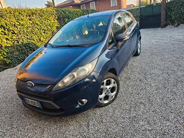 Ford Fiesta 1.2 82 CV 5 porte Titanium