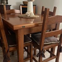 Tavolo legno massello 95x95 allungabile + 4 sedie